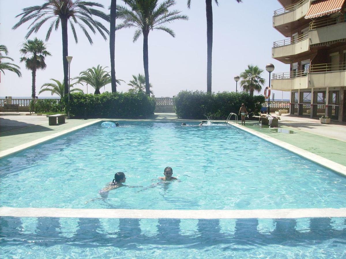 Apartamentos Marina Sol De Espana 坎布里尔斯 外观 照片