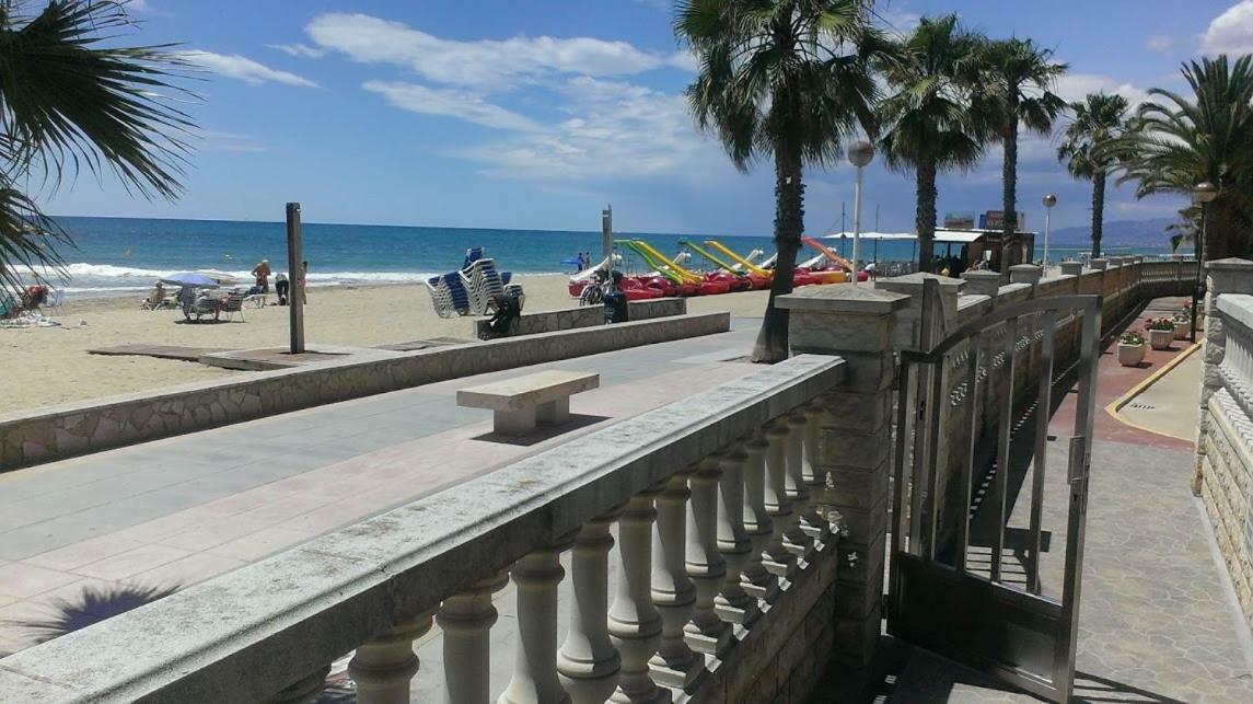 Apartamentos Marina Sol De Espana 坎布里尔斯 外观 照片