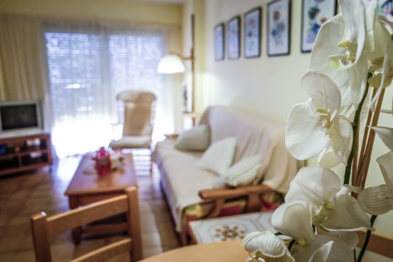 Apartamentos Marina Sol De Espana 坎布里尔斯 外观 照片