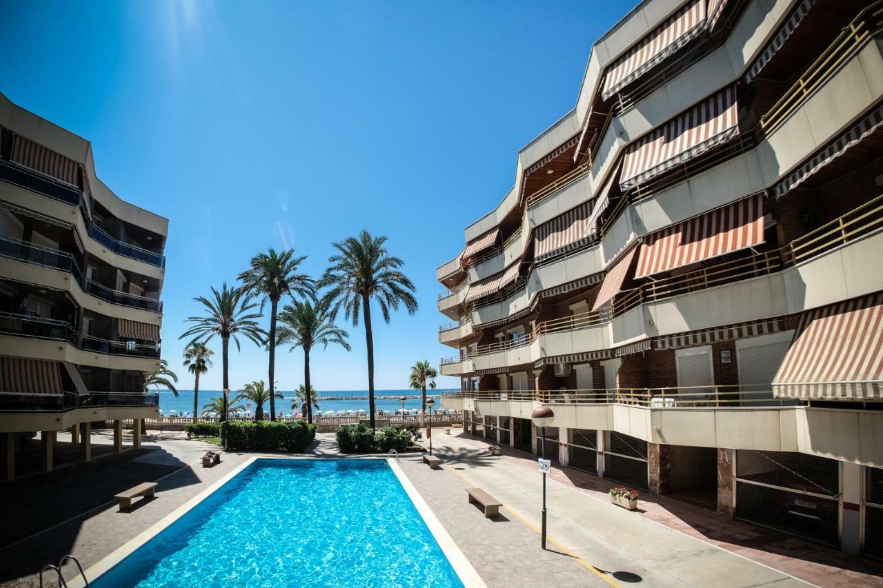 Apartamentos Marina Sol De Espana 坎布里尔斯 外观 照片