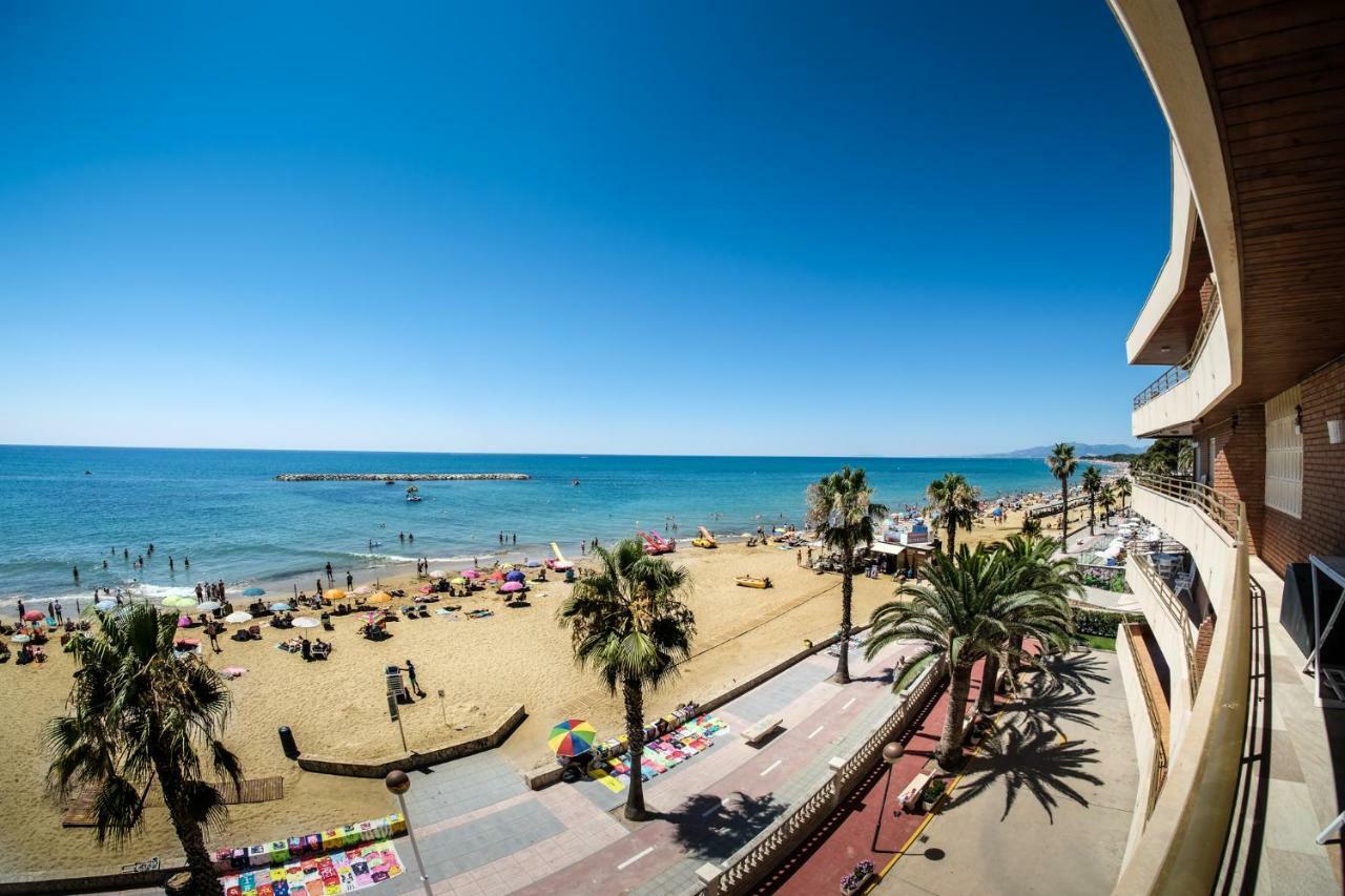 Apartamentos Marina Sol De Espana 坎布里尔斯 外观 照片